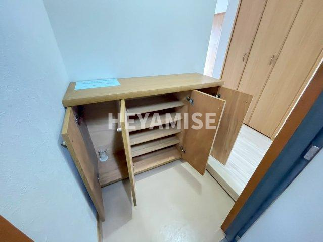 弁天ヒルズの玄関|※同間取りの別の階のお部屋の画像です※現況を優先します