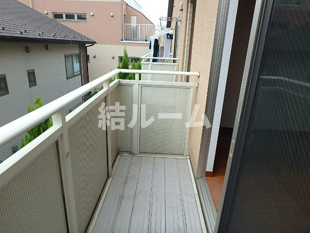 板橋区双葉町のアパートのバルコニー
