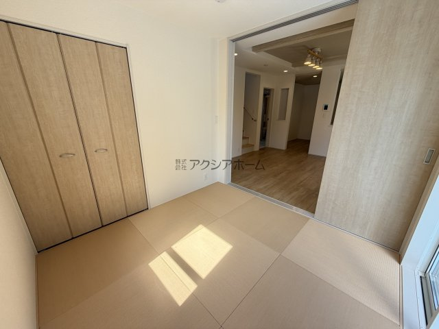 東村山市廻田町4丁目・全1棟　新築一戸建　～全室南向き～の和室|和室4.5帖