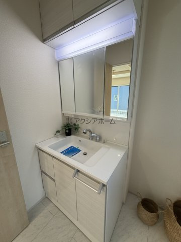 東村山市廻田町4丁目・全1棟　新築一戸建　～全室南向き～の独立洗面台|シャンプードレッサー付洗面化粧台