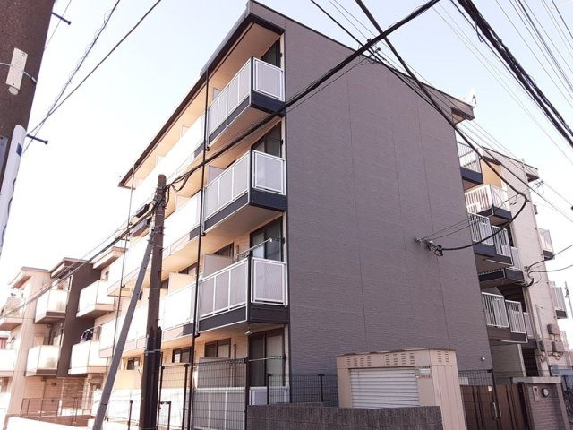 フローラ西船の外観