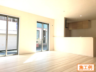 【内観：施工例】 | 横浜市旭区金が谷2丁目　全2棟/今回販売1棟（1号棟） | 同施工会社施工例（リビング）