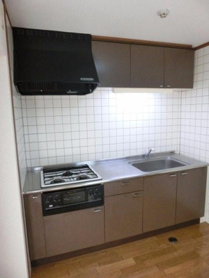 【キッチン】 | アメニティパレスワタナベ | ※同タイプの別の部屋の写真です。