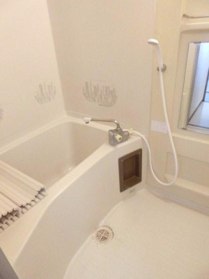 【浴室】 | アメニティパレスワタナベ | ※同タイプの別の部屋の写真です。