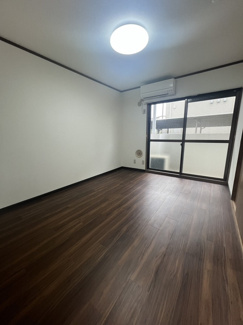 【バルコニー】 | アメニティパレスワタナベ | ※同タイプの別の部屋の写真です。