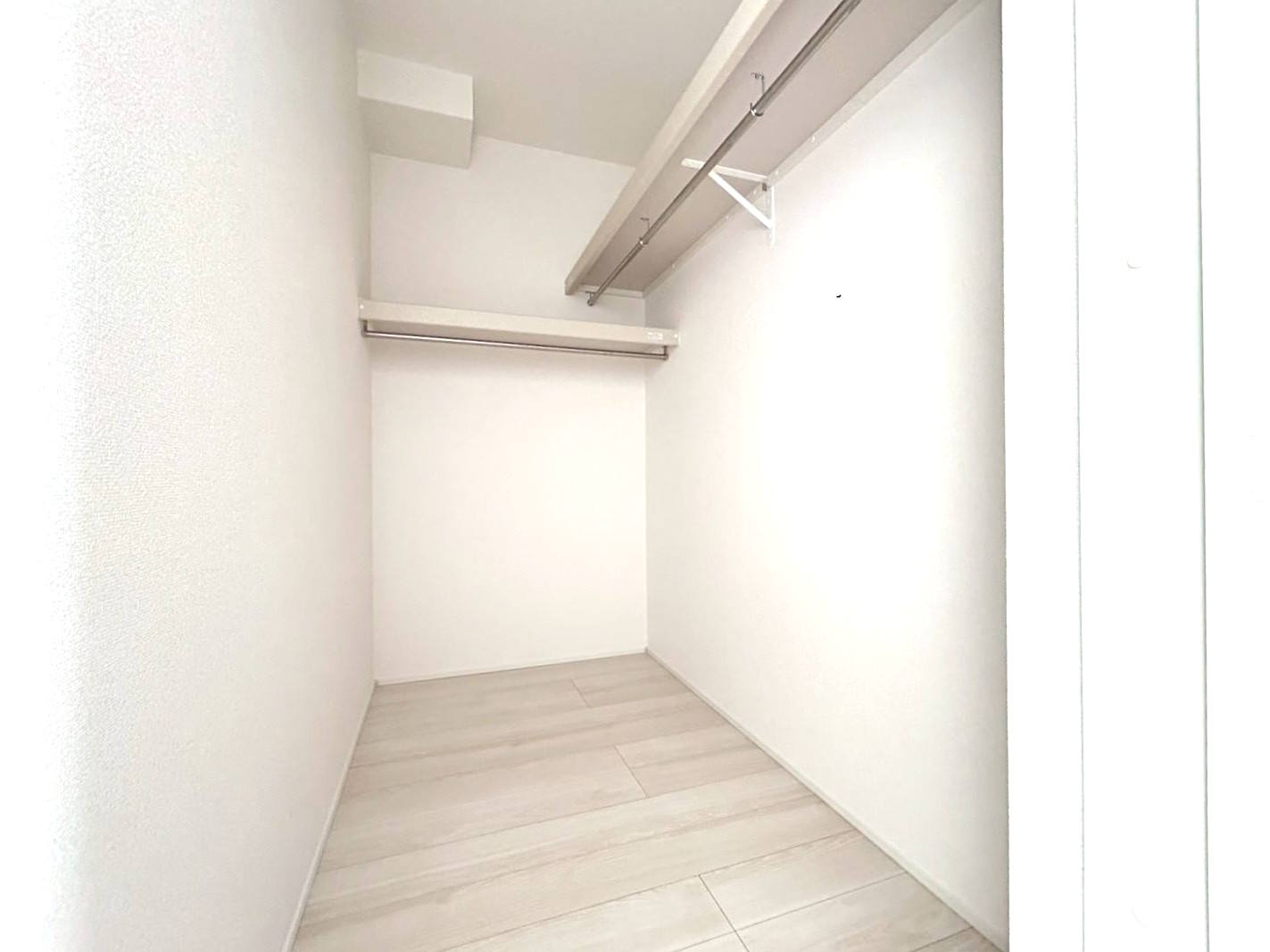 【商談中】グラファーレ　一宮市西大海道3期　全4区画分譲の収納|ウォークインクローゼットです。