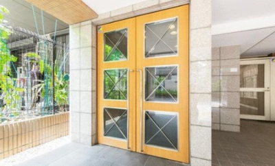 【エントランス】 | C’estjoli早大通り