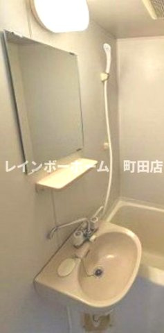 第２山美ビルの洗面所