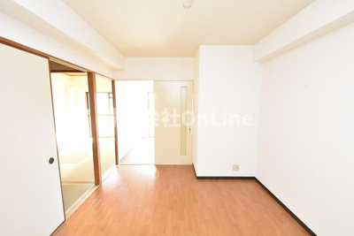 【洋室】 | ルアージュ
