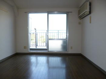 【洋室】 | タウンヒル持丸