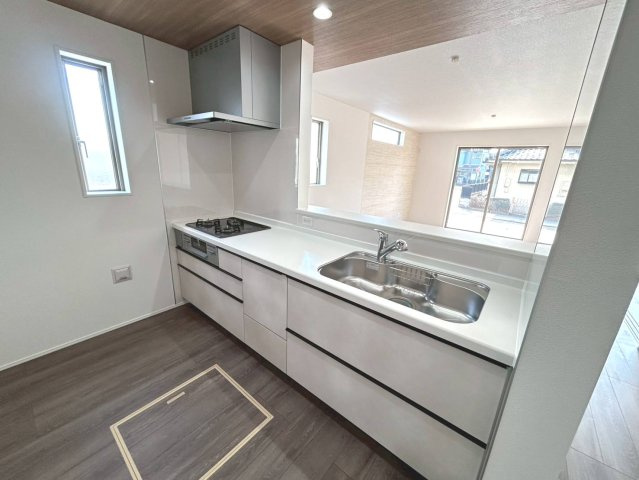 グラファーレ　一宮市西大海道3期　全4区画分譲のキッチン|シンクは全面エンボス加工のステンレスシンクを採用。高い性能とお手入れが簡単な仕様です！