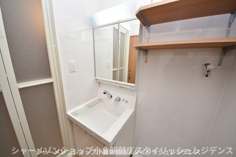 ロイヤルノースナインの洗面所