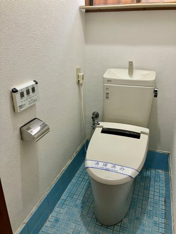 下宗岡戸建のトイレ