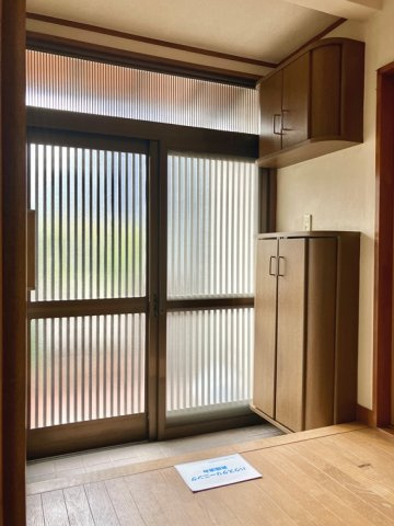 下宗岡戸建の玄関
