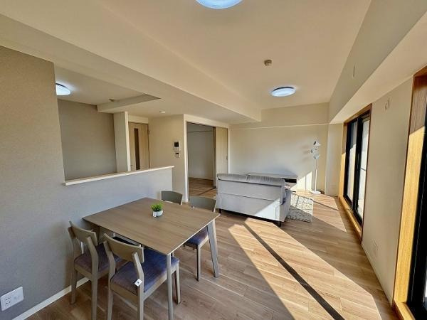 クレイドル西原駅東