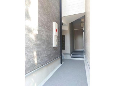 【エントランス】 | Ｌ’Ａｒｂｒｅ