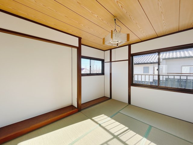 【中古戸建】前橋市鶴が谷町1期の和室|■2階和室｜おじいちゃんやおばあちゃんが遊びに来たときにゆったりとくつろげるスペースがあると喜んでくれますよね♪