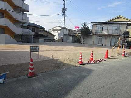広島市安佐南区上安2丁目の前面道路含む現地写真