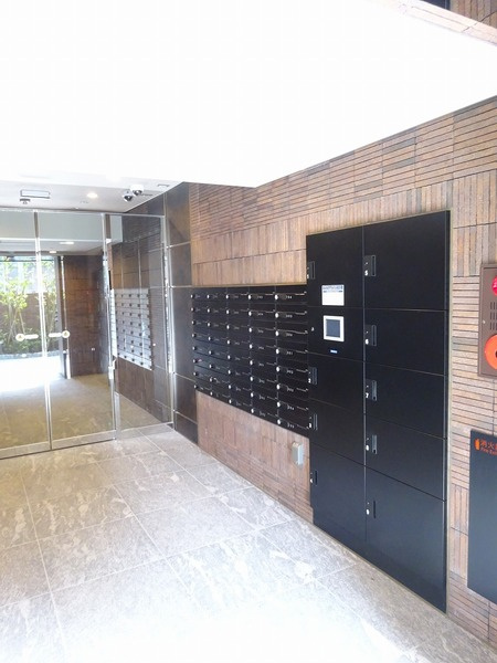 ザ・レジデンス・オブ・トーキョーＪＫ４０のエントランス