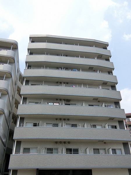 アルファコート西川口Ⅳの外観