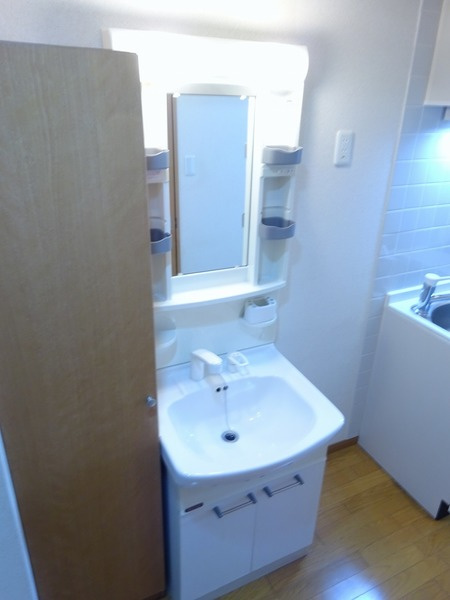 アルファコート西川口Ⅳの洗面所