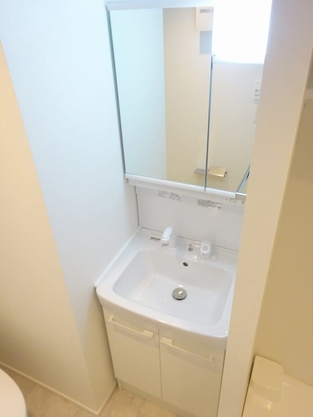 ＧＥＮＯＶＩＡ川口元郷の洗面所