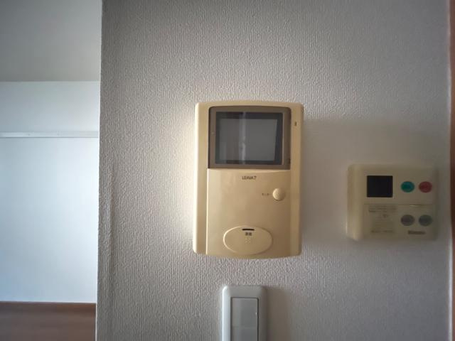 ポラリスの内装|カメラ付インターホン