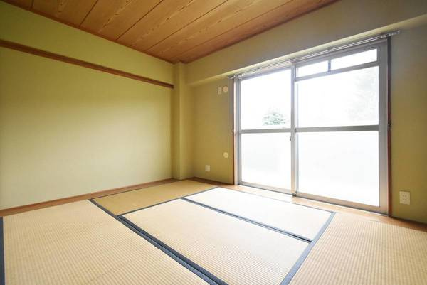 ビレッジハウス田谷1号棟の居間・リビング|ビレッジハウスの同一物件・同一タイプの間取りの写真です