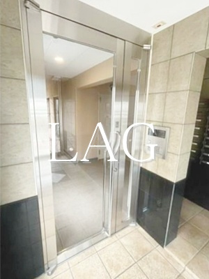 【エントランス】 | エクセルいづみ | エントランスです。