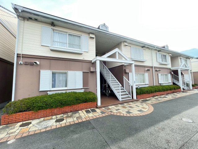 ホワイティハイツの外観