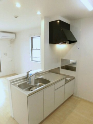 【キッチン】 | Ａｎｇｅ | コンパクトなキッチンで掃除もラクラク