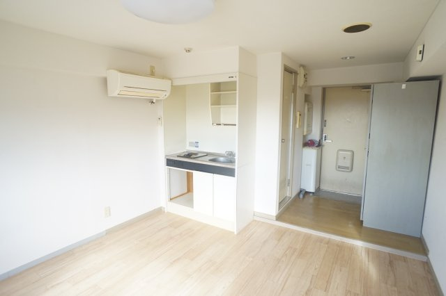 ジュネス・Nの居間・リビング