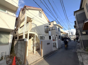 【外観】 | 2025年12月18日撮影
現在古家あり。