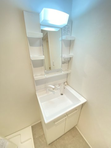 【独立洗面台】