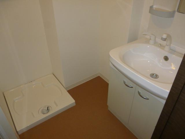 ライジングプレイス浅草NORTHの洗面所