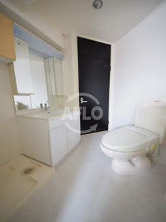 【洗面所】 | CITY SPIRE難波プレミア | ゼウス難波プレミアム　脱衣所