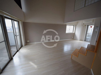 【居間・リビング】 | CITY SPIRE難波プレミア | ゼウス難波プレミアム　リビング