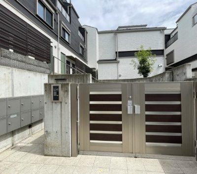 【エントランス】 | アーベインテラス下北沢Ⅱ