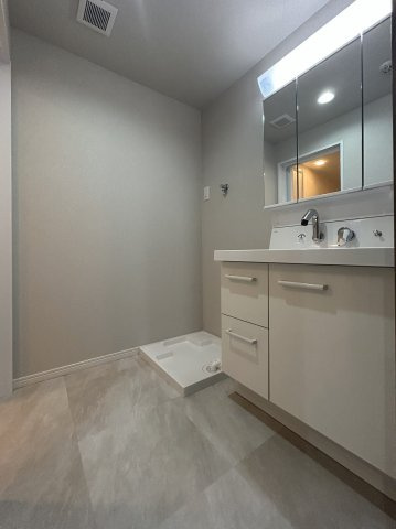 ライオンズマンション上野芝五丁の洗面所|洗面室