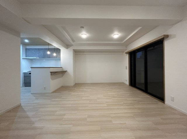 ライオンズマンション上野芝五丁の居間・リビング|LDK②