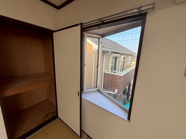 フォーブル鍵山Bの和室
