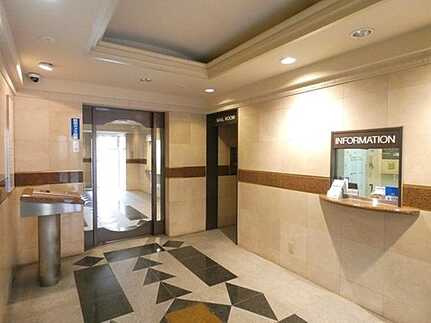 フローレンス天満のロビー