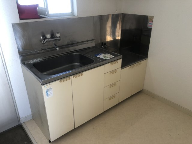 カナディアンハイツ・小山Ｂのキッチン