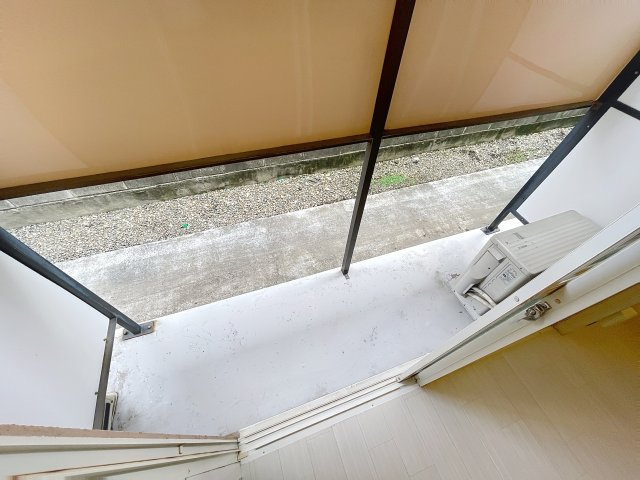 リエス川越岸町のバルコニー