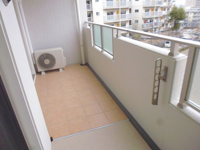 プレミアコート星ヶ丘のバルコニー