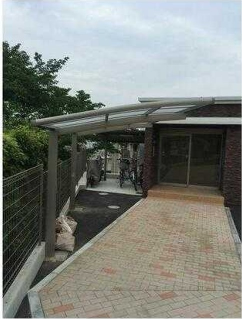 プレミアコート星ヶ丘のエントランス