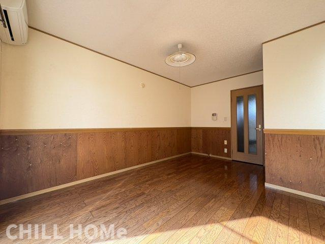 エールIIの居間・リビング|他社様掲載物件もまとめてご紹介、ご案内可能です(^^)/