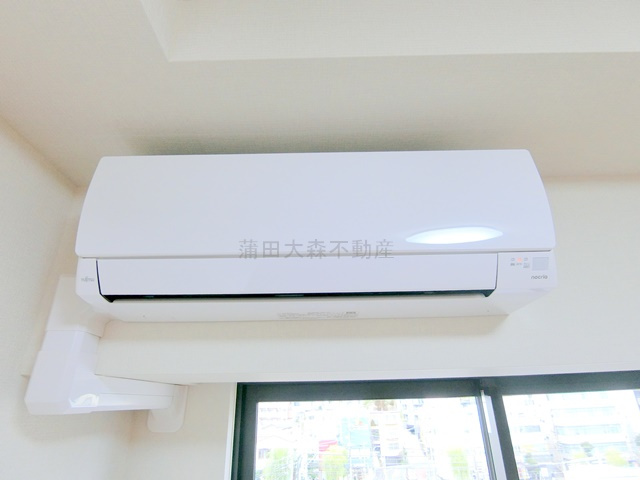 プライムガーデン大森の設備|エアコン　リビングと洋室3.9帖に設置済み