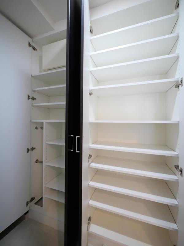 ジェノヴィア東大前グリーンヴェールの収納