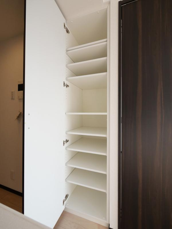 ジェノヴィア東大前グリーンヴェールの収納|真砂中央図書館